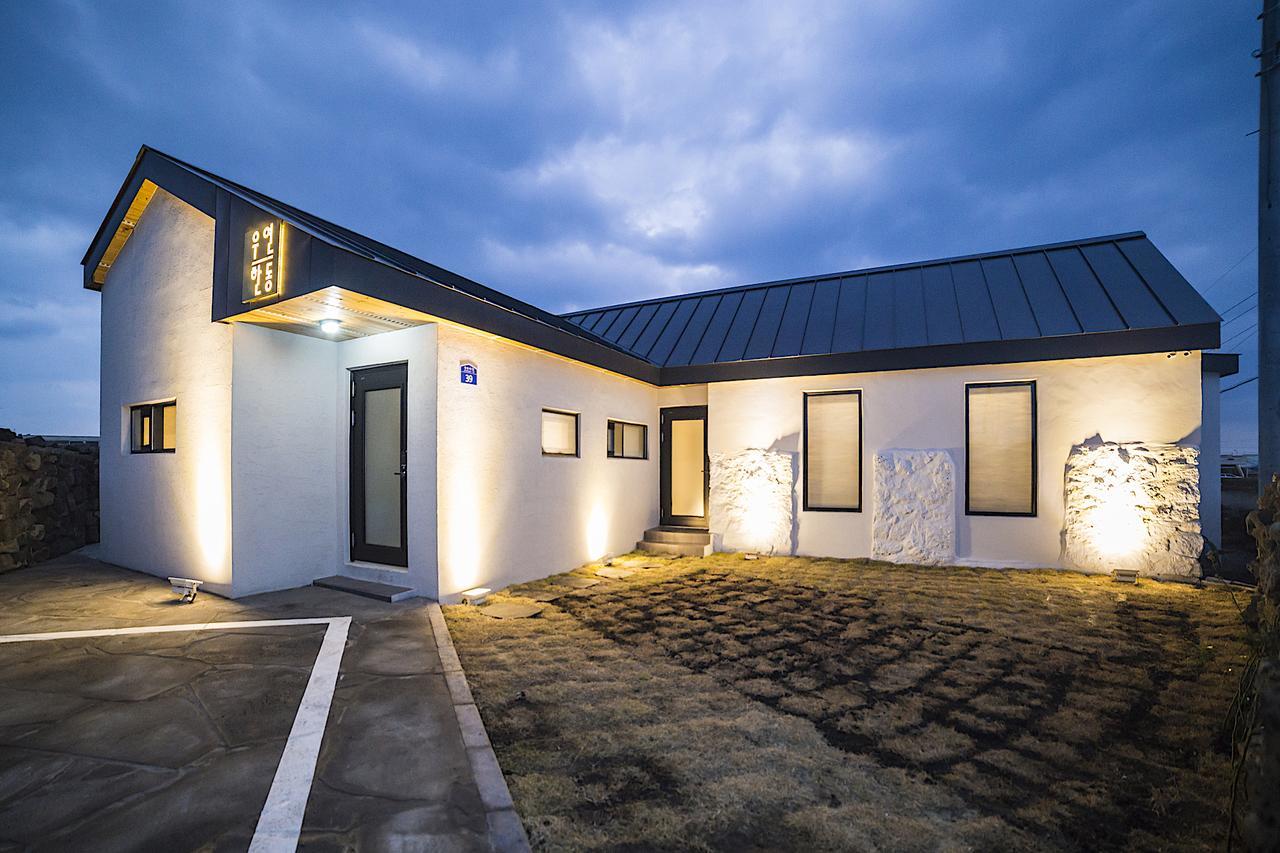 Wooyeon Handong Pension Jeju Exterior foto