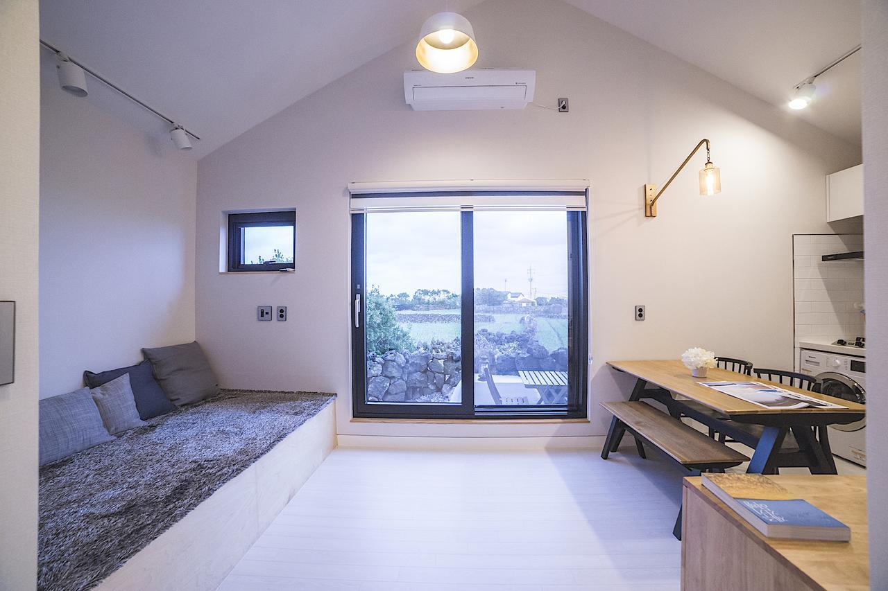 Wooyeon Handong Pension Jeju Exterior foto
